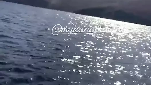 Christina göğüsler....