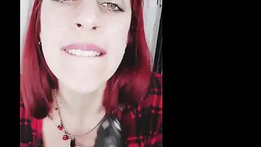 Shyyfxx underdanig hayranı beder hendes idol om en beskidt slimet pik, der suger joi