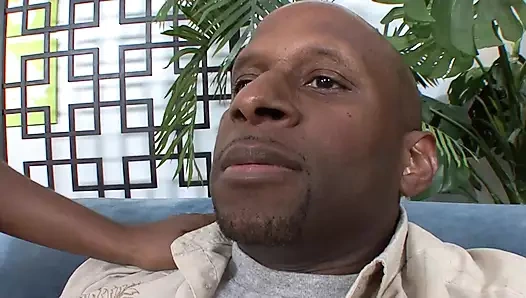 Bu yüzden siyah benim favori rengim ep 6