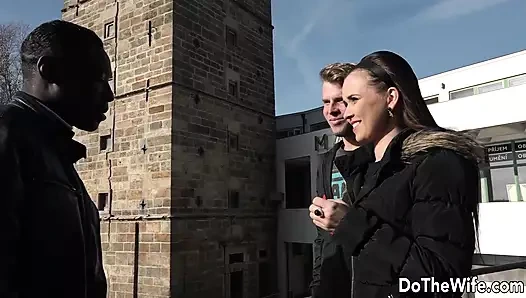 Karısı ally style siyah bir kemik alırken aldatılan adam amcık yalıyor