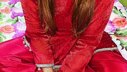 Yenge hintçe edepsiz konuşmada en iyi devar bhabi seksi arasındaki sırrı sakla dedi