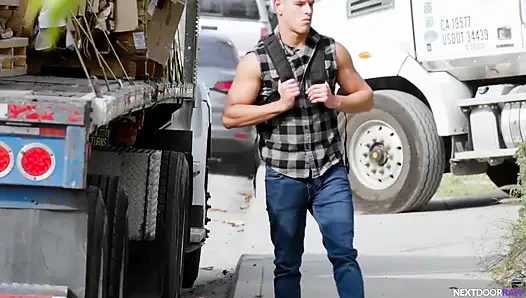 Nextdoorstudios sikişiyor ve öğreniyor