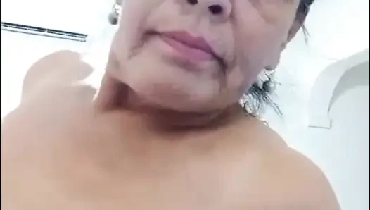 Çılgın nine