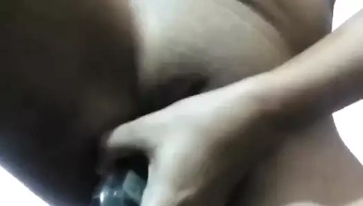 Götümü ve amcığımı tokatlıyorum