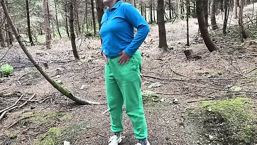 Girl can't gold her pee and pissing again outdoor, compilation