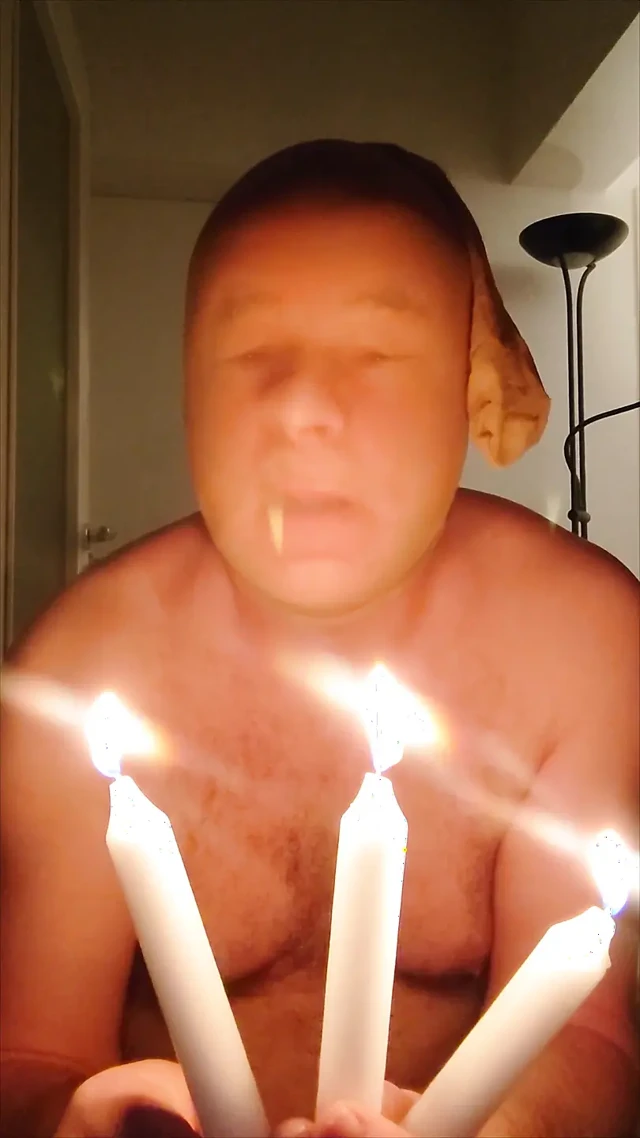 Nylonjunge Wishes Third Advent