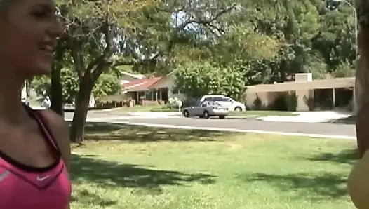 Sevgi dolu kedi yavruları sahne 4_a birkaç sarışın, büyük götlü lezbiyenler dildoyla boşalmayı seviyor