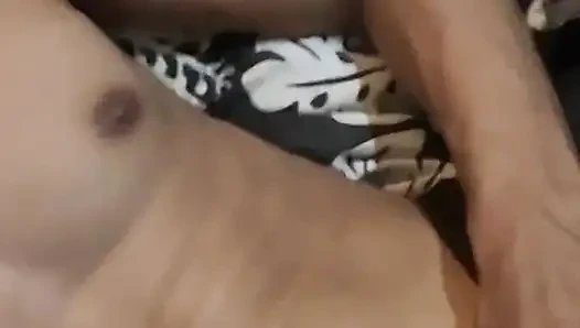 Jakol Habang Umuulan