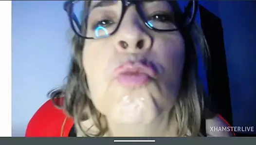 Anneanne masif memeler oyun beyaz yapay penis