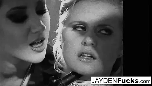 Jayden jaymes kelly sörfçü ile biraz eğleniyor