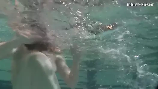 Sualtı şovunda yeni genç