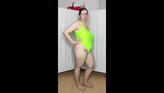 Plaj zamanı - yaz için mayo denemesi