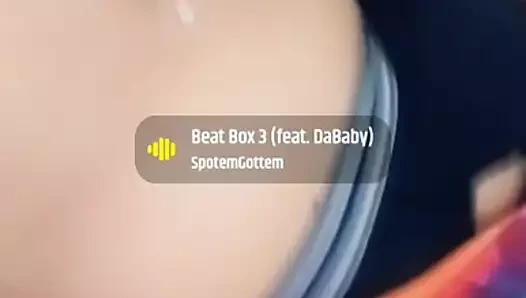 büyük göğüslerimi görmek istiyorum