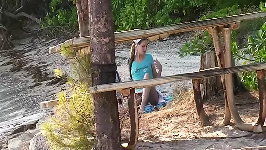 Ashlyn Lee balığa gidiyor ama