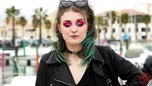 Trixy Kitty Çifte Hakimiyet