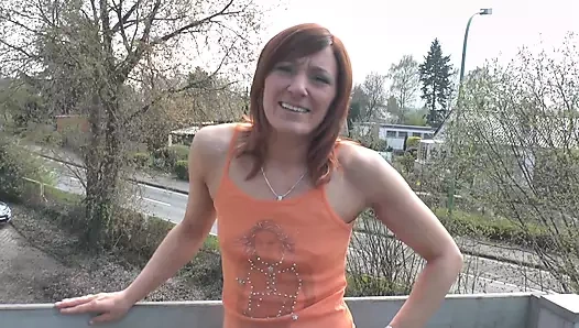 Seksi sürtüklerin sadece bir seks oyuncağına ve içinde uzun bir parmaklara ihtiyacı var - 4