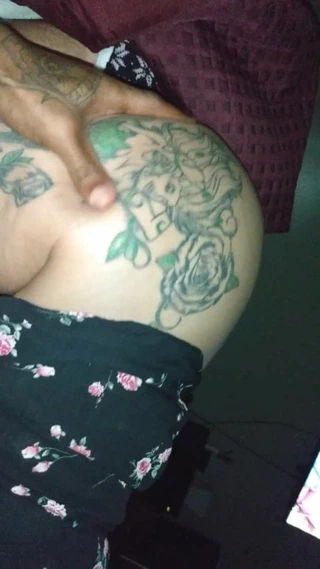 Dick sert ve o emmek ve salyaları gelen yoldan büyük