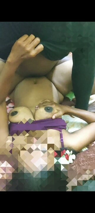 Karım çok sert sikişiyor