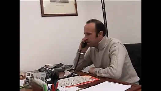 Ateşli kızıl sert emmek istiyor