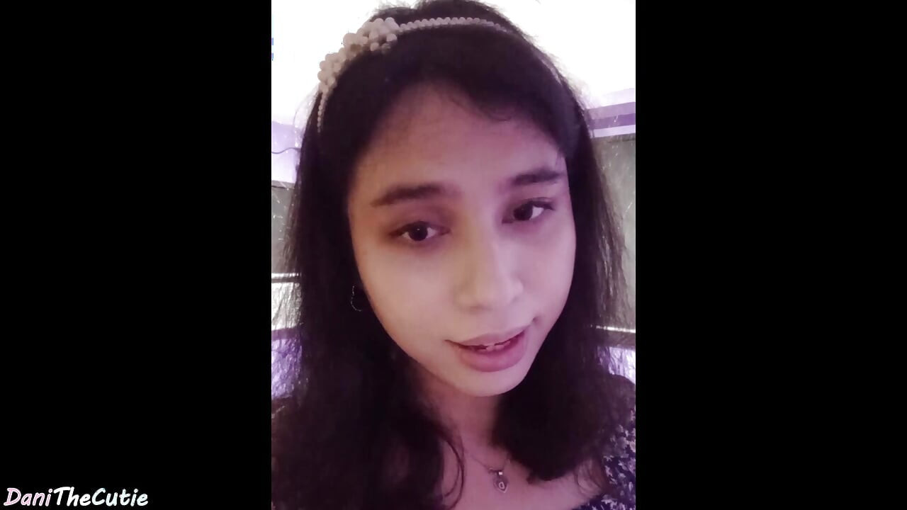 DaniTheCutie bu görüntülü görüşmede güzel uzun mesafeli kız arkadaşın