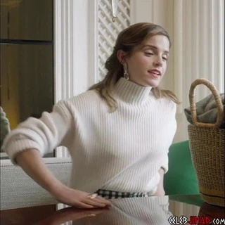 Emma watson busty klip