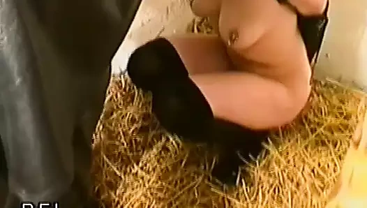 Dominant adam kadınları cezalandırıyor