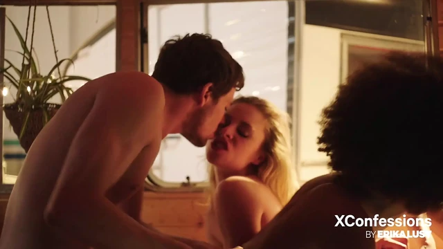 Секс вчетвером MFFF с горячим шеф-поваром - возбуждение на XConfessions от Erika Lust