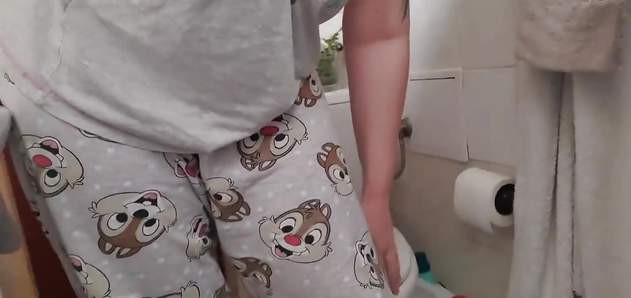 Sweet Girl Morning Pee