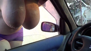 Irina boobova araba yıkama