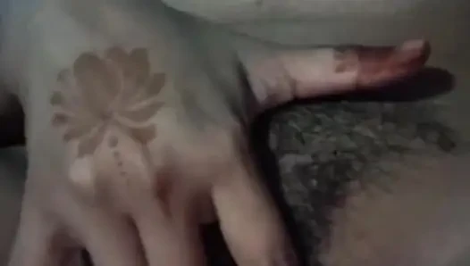 Üvey kız kardeş çıplak ve seksi video gönderiyor