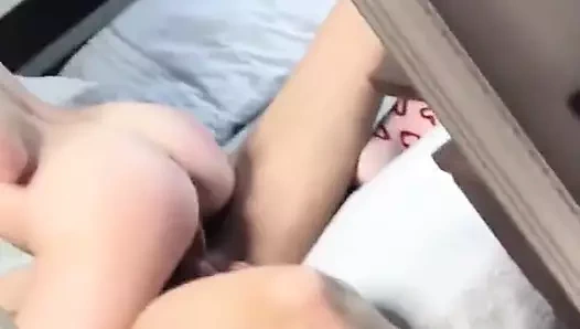 Bir pompalanmış eşek ile muhteşem binici