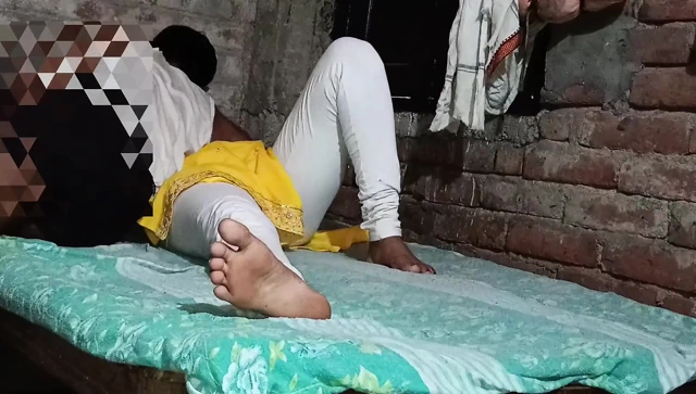 Bengali bhabhi k saat romance