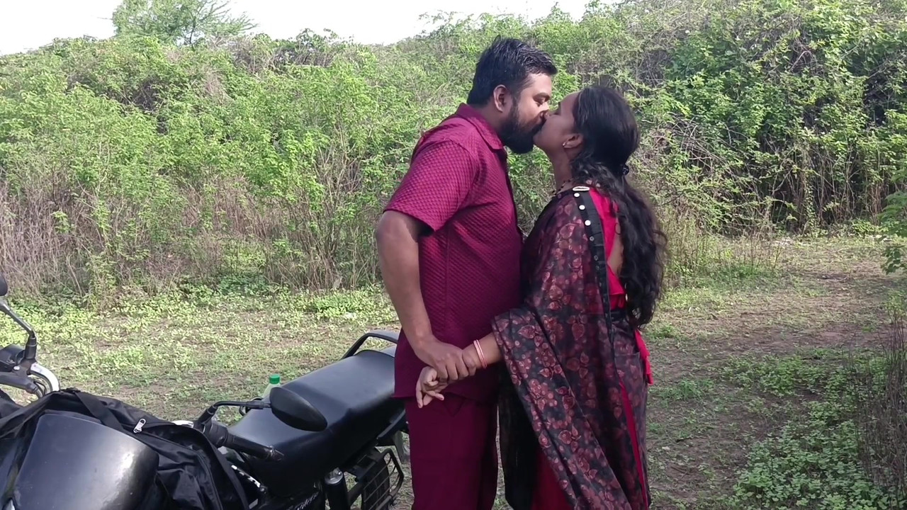 Desi Indian Marathi Kavita Vahini fuck full nude in jungle in Doggy style