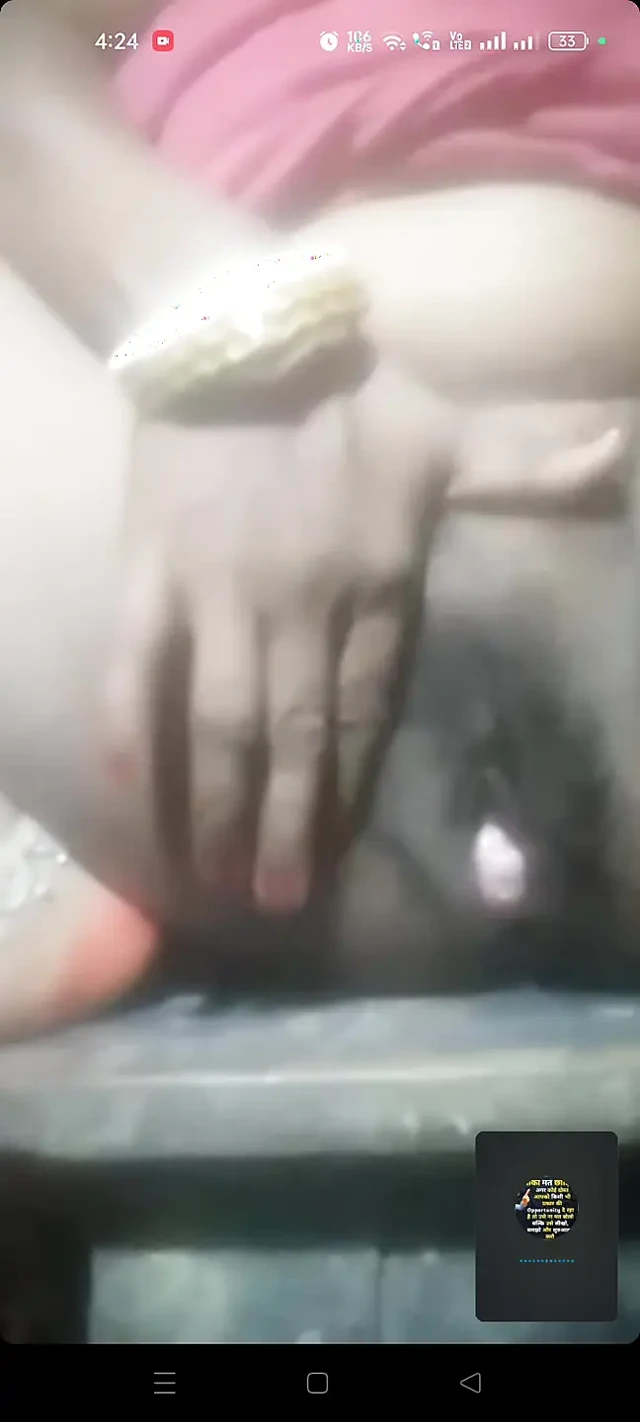 Video call par boor chudane wali larki