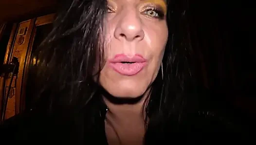 Vampir 31 talimatı hakimiyeti - gizli fısıltılar, tükürme ve itaat