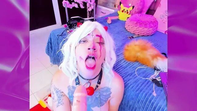 COSPLAY GIRL play ASS and DILDO