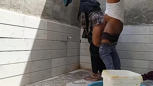 Pati Bahar Gaye padosi