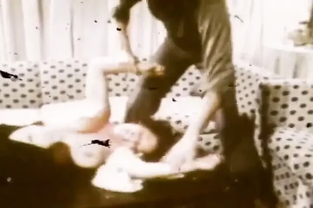 Yakın çekim retro arka kapı ibadeti ile Sepya nostaljik anal döngü