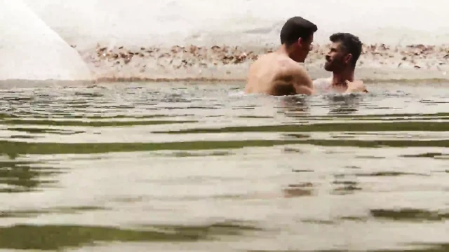Bb - eyersiz beefcakes - adam killian ve roman berman