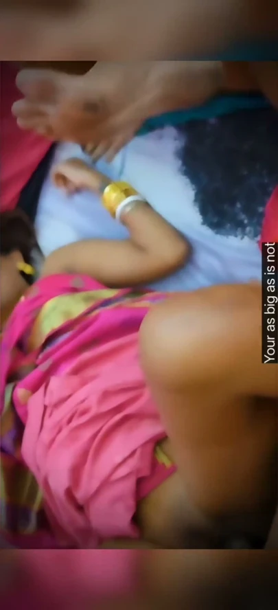DESİ İKİ DEVAR VE BHABHI EVDE YALNIZ KALDIKLARINDA ANİDEN HARDCORE SEKS | Bölüm 1