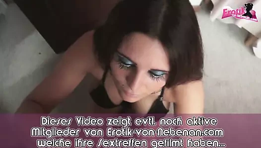 Alman amatör milf ile büyük memeler boşalmak içinde ağız ve yutmak