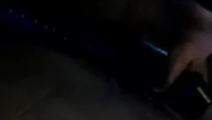 Metres anna benim klitoris ile oynuyor