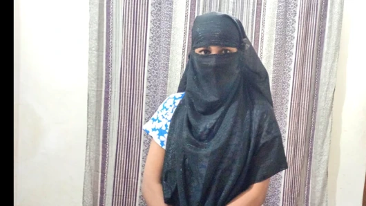 Müslüman anormal video sadece kendi evin tadını çıkarıyor bütün gece oynuyorlar