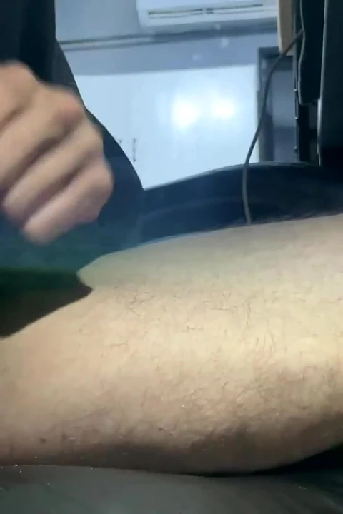 Mantar yarak neredeyse karısına boşalıyor