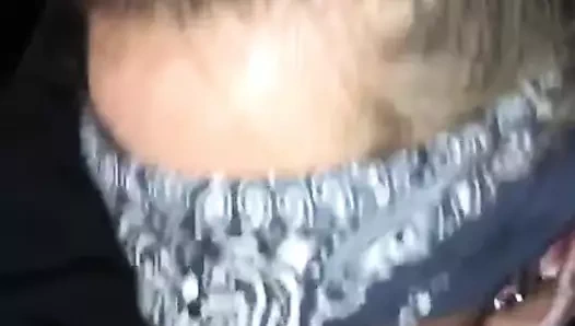 Boğaz fahişe eş mika