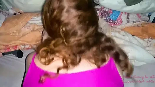 Kızıl saçlı komşu yarak istiyor ve süt alıyor