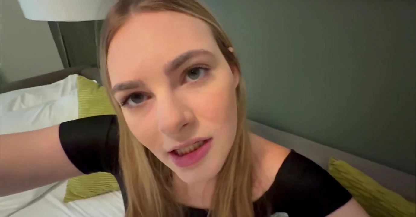 Tyler Lynn’s Sultry ’50s Fantasy 4K POV Devouring Desire Awaits!