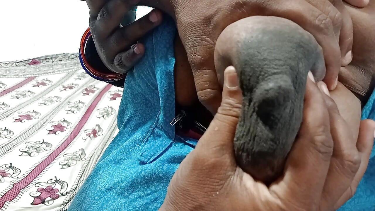 Tamil evli kadın sert domaltarak sikişiyor