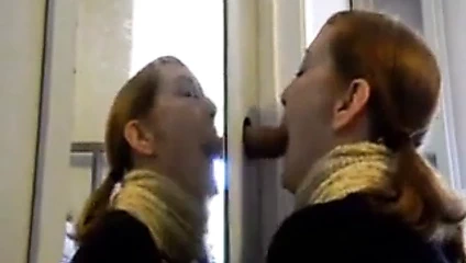 amatör çift için ev yapımı gloryhole bj yutmak