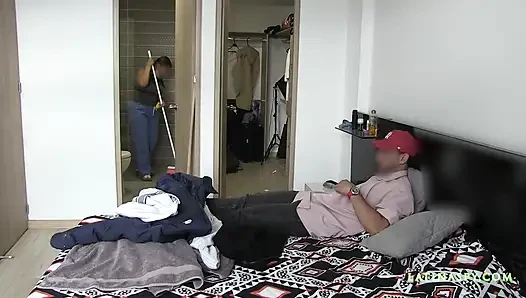 Hizmetçim en muhteşem vücuda sahip bölüm 2